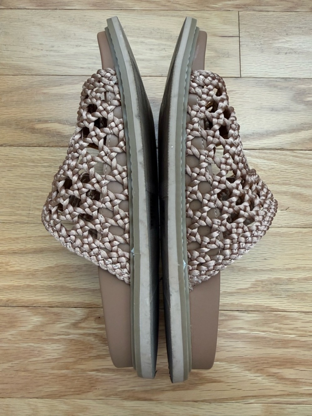 Universal Thread Sandals - Picture 11 of 12